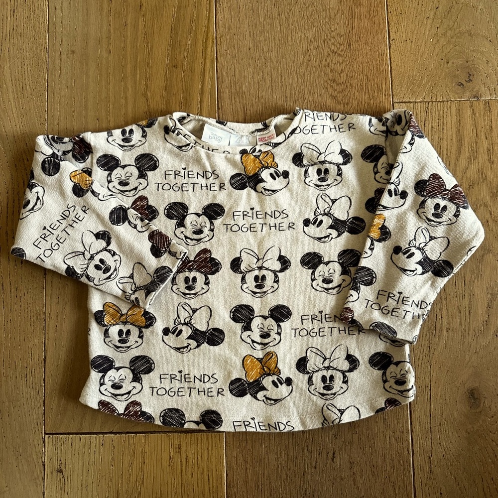 Zara Disney Baby Mickey & Minnie Friends Together Cropped Sweatshirt- Size 4-5 Y